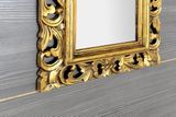 SAPHO SAMBLUNG 40 x 70cm zrkadlo vo vyrezávanom ráme, drevo masív, zlatá, IN110