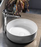 SAPHO umývadlová výpusť uzatvárateľná pre umývadlá s prepadom, mosadz, keramická zátka biela, AR902